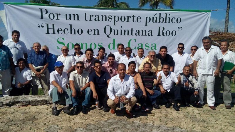 Acusan de corrupto al líder de los taxistas en Cancún