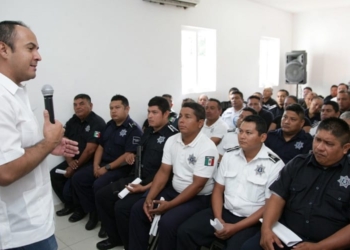 Fortalece Juan Carrillo la Seguridad Pública en Isla Mujeres