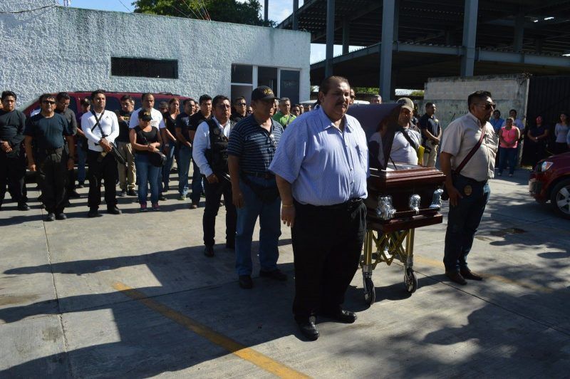 Despiden con honores al Agente Ministerial Humberto Mora Ochoa