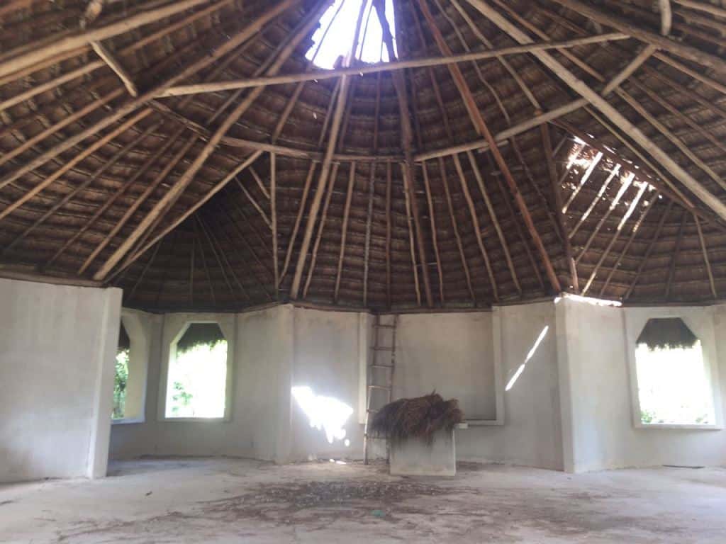 Feligreses de la comunidad de San Ramón piden apoyo para terminar su iglesia