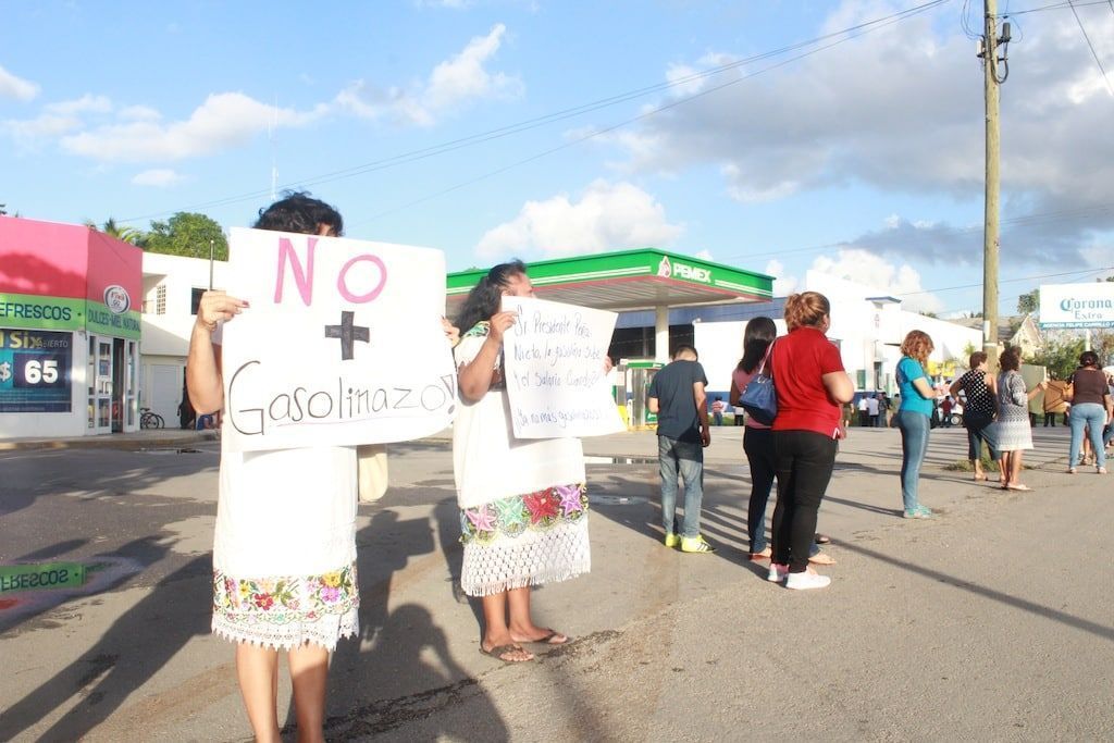 Taxistas carrilloportenses no cesan en su lucha contra el gasolinazo’