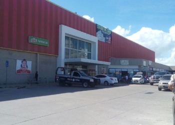 Blindan centros comerciales de Chetumal ante amenaza de saqueos