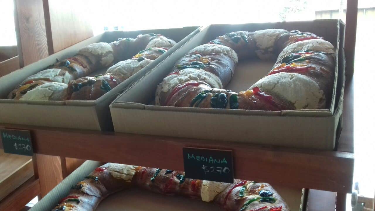 Nada detiene tradicional llegada de la Rosca de Reyes