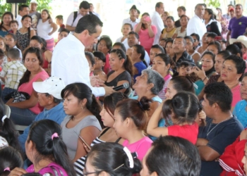 Carlos Joaquín, un gobernador a la altura de sus gobernados