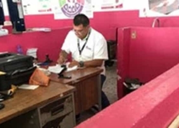 Ola de despidos alcanza a Correos de México
