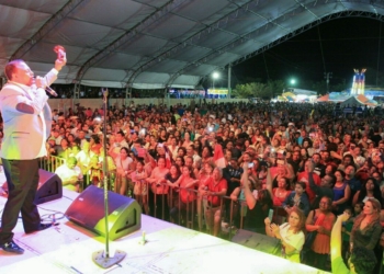 Memorable concierto de Wilfrido Vargas en carnaval de Puerto Morelos