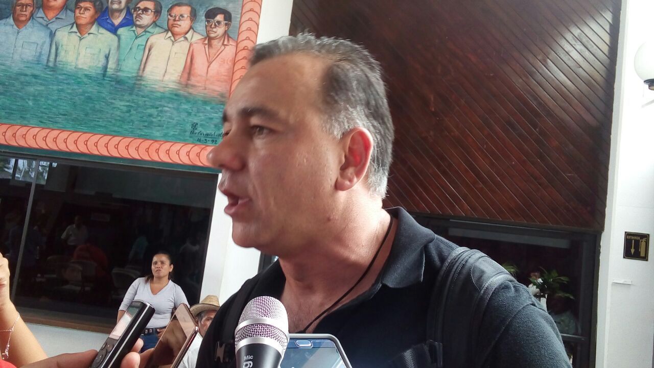 Presenta Carlos Mimenza demanda de Juicio Político contra Roberto Borge y sus funcionarios