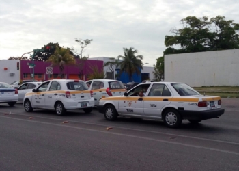 Taxistas siguen haciendo de las suyas en contra del usuario chetumaleño