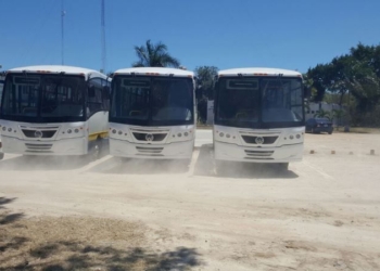 Llegan autobuses para rescate del transporte urbano de Chetumal