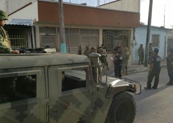Encuentra el Ejército granadas de instrucción