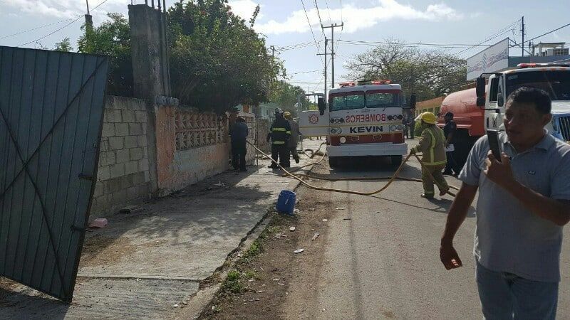 Estalla bodega de fuegos pirotécnicos en Chetumal