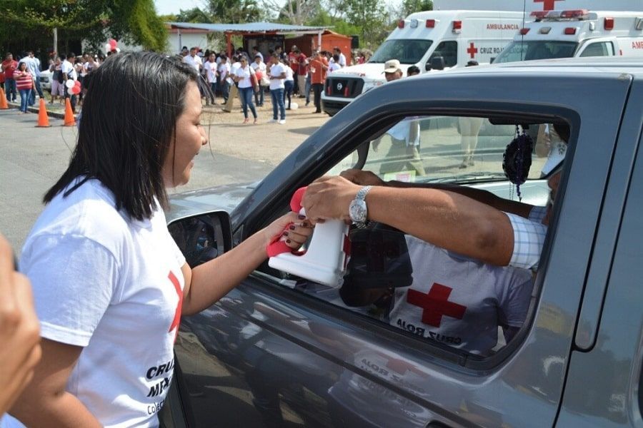Encabeza Paoly Perera arranque de colecta anual de la Cruz Roja en FCP.