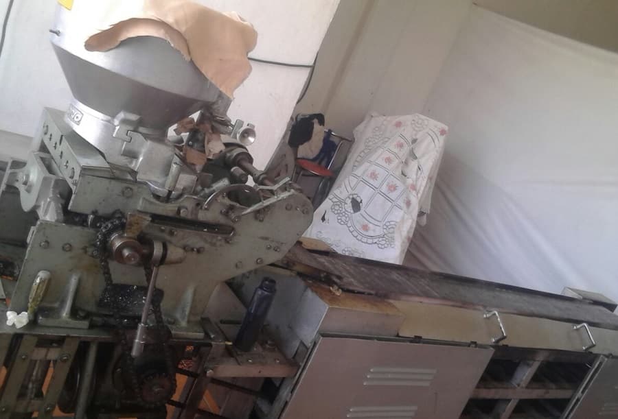 Casi pierde la mano en una máquina de tortillas