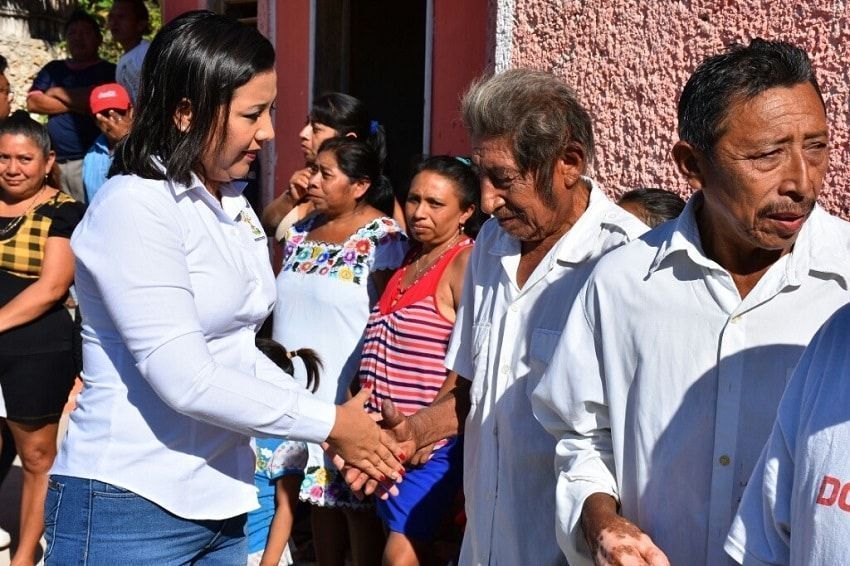 Paoly Perera recorre comunidades de FCP en gira de trabajo