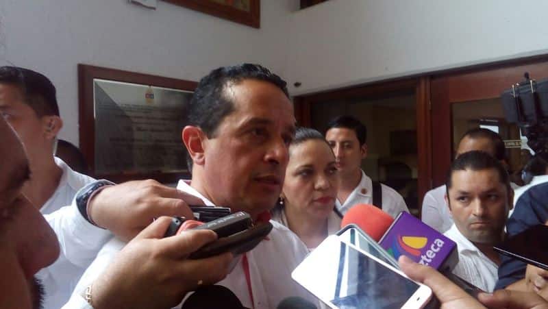 Lamenta Carlos Joaquín falta de cortesía del Gobierno Federal al designar delegados en Quintana Roo