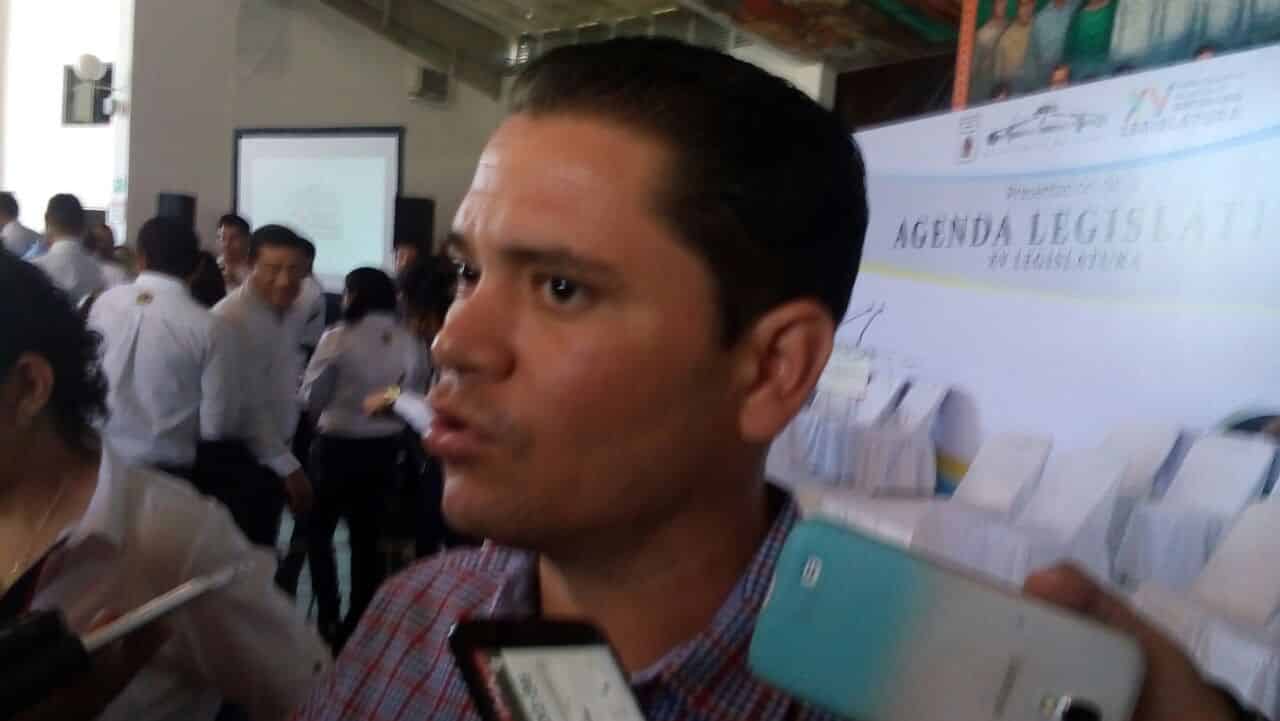 Veleta, Juan Carlos Pereyra se lava las manos por el caso de Aguakan