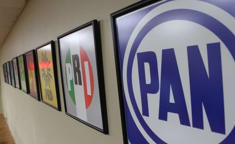 Partidos políticos de Quintana Roo se cuadran con el órgano de transparencia