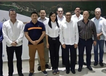 Sostiene Laura Fernández productiva reunión de trabajo con titular de SEFIPLAN
