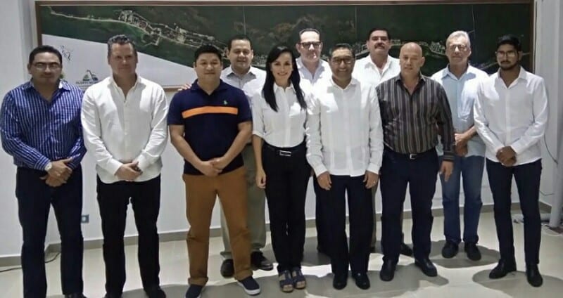 Sostiene Laura Fernández productiva reunión de trabajo con titular de SEFIPLAN