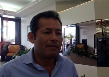 Urge frenar contaminación de la Laguna de Bacalar: Alexander Zetina