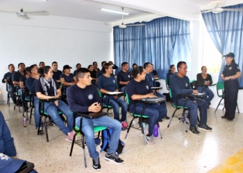 Intensifican profesionalización policial
