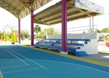 Gobierno del estado y municipio remozan domo deportivo