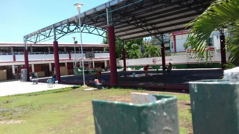 Alumnos de la Jesús Zetina extienden vacaciones; constructora incumple obras de rehabilitación