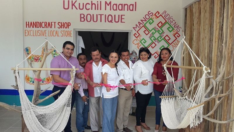 Manos indígenas cuentan ya con tienda exclusiva para comercialización de sus productos