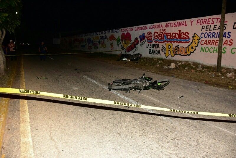Encontronazo entre motociclistas deja cuantiosas perdidas y un lesionado