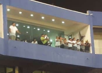 Destina Carlos Joaquín privilegiado palco del «Beto Ávila» a niños con vulnerabilidad