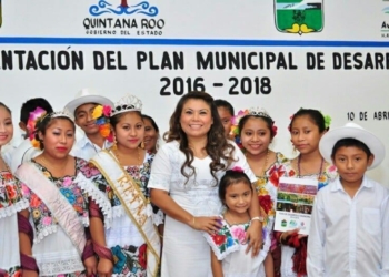 Presenta Romi Dzul un Plan de Desarrollo basado en la demanda social