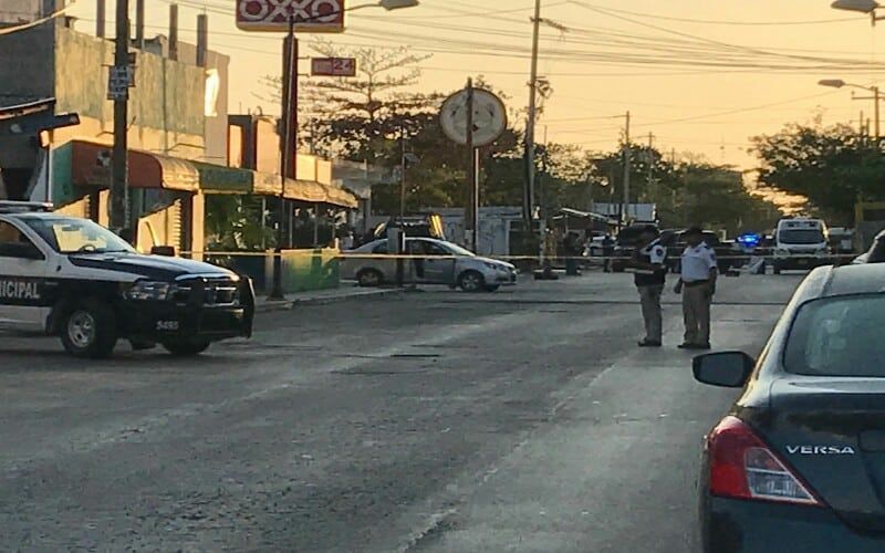 Atentado contra policía en Cancún 