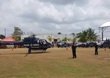 Policía Federal da sorpresivo regalo a niños y mamitas de Chancaj Veracruz
