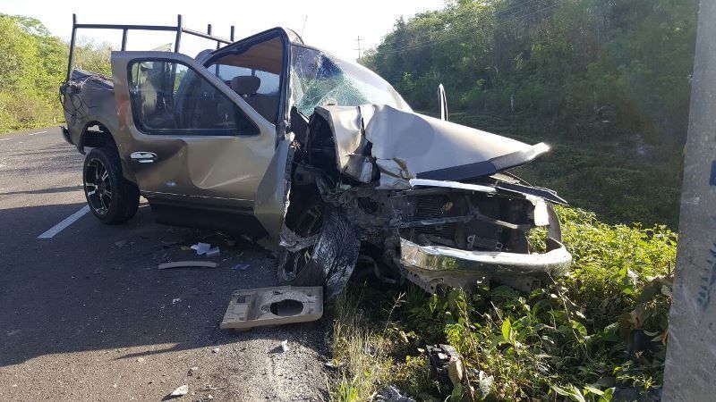 Encontronazo carretero deja cuantiosas pérdidas y lesionados