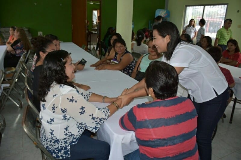 Paoly Perera reconoce el desempeño de las jefas de familia como trabajadoras