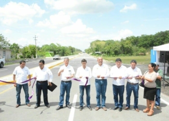 Inauguran modernización de tramo carretero Calderón-La Unión