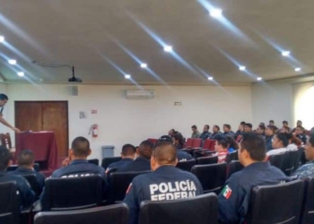 Policía Federal realiza jornada de prevención de Ciberdelitos con estudiantes universitarios de Cancún
