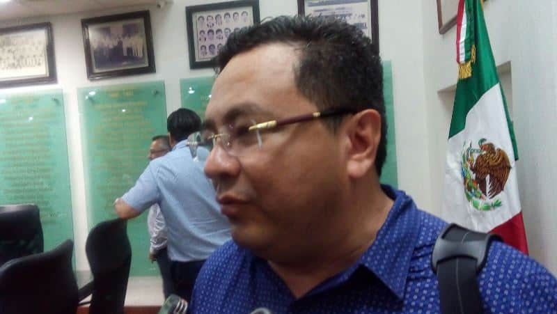 Exigen transparencia y rendición de cuentas a Fidel Villanueva antes de su partida