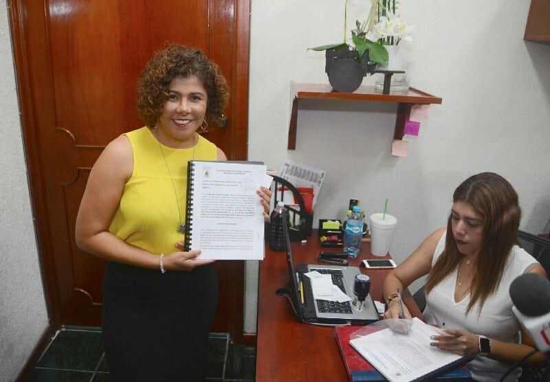 Presenta Leslie Hendricks iniciativa para desaparecer Gran Comisión