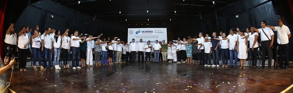 Rinden protesta integrantes de 58 Comités Vecinales de Solidaridad