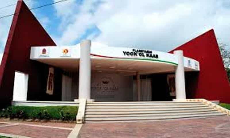 Proponen promover destinos turísticos del sur en planetarios de Quintana Roo