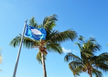 Recibe playa de Isla Mujeres “Blue Flag”