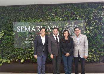 Presenta Laura Fernández a la SEMARNAT proyecto para rehabilitar flujo lagunar de Puerto Morelos