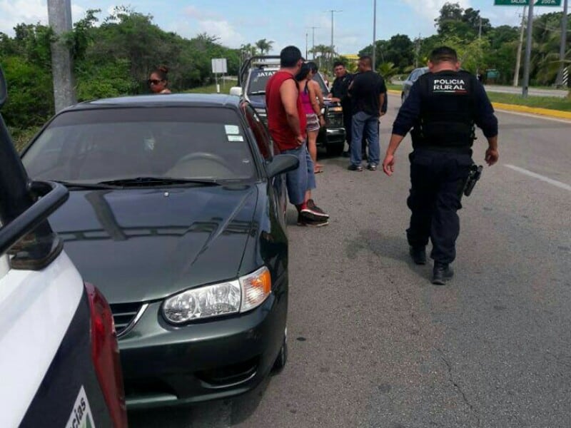Amenazan a sujeto con arma de fuego