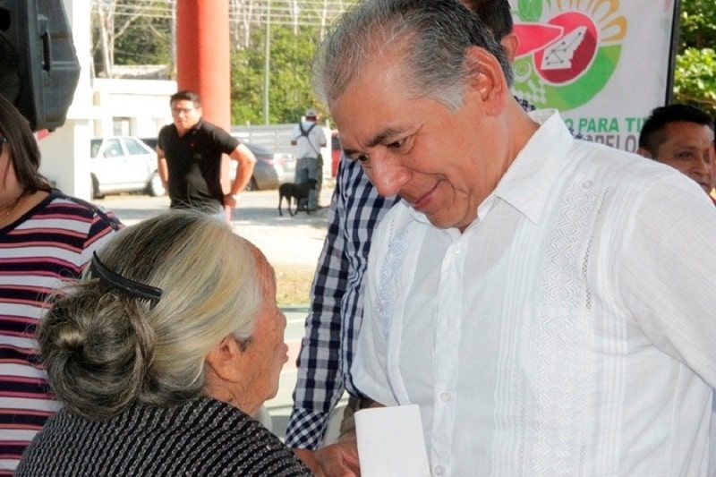 Reclaman promesas incumplidas a “Cheya” Baladez, presidente municipal de JMM