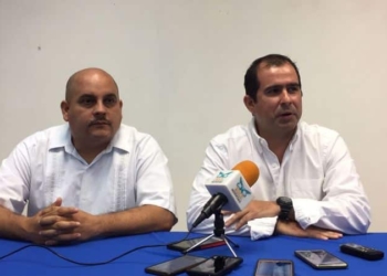 PAN y PRD reconocen sumisión hacia Carlos Joaquín