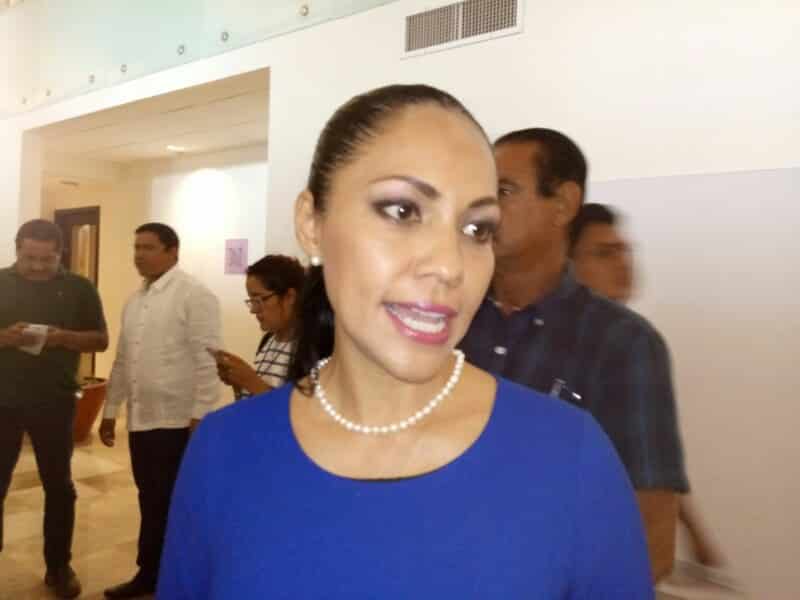 Protege Secretaria de Salud a su cuestionada ex Directora Administrativa
