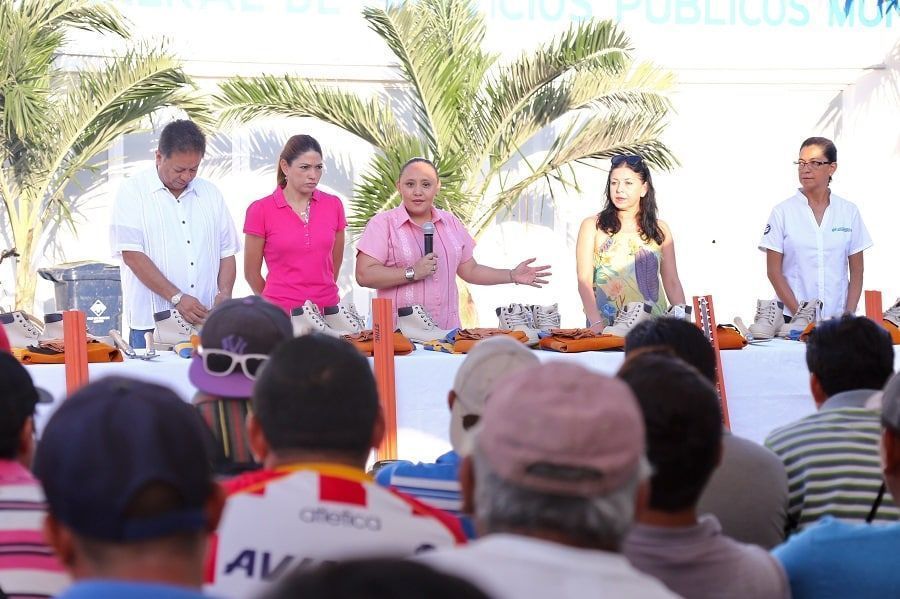 Trabaja Cristina Torres para mejorar  los servicios públicos en Solidaridad