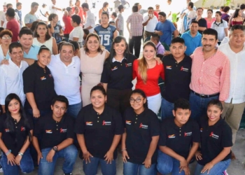 Convoca Laura Fernández a los jóvenes a trabajar por un mejor Puerto Morelos