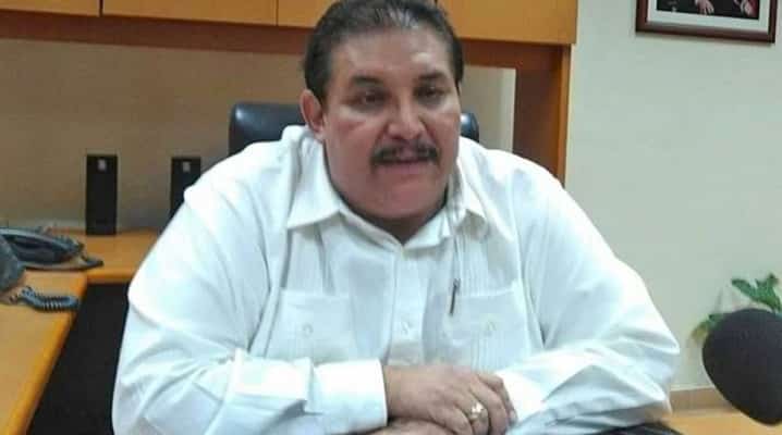 Por problemas cardíacos internan en clínica de Michoacán a Fiscal de Quintana Roo